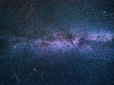Čeká nás nebeská podívaná. Vrcholí Perseidy, roj meteorů bude vidět už po setmění