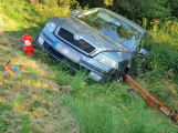 Policisté pátrají po svědcích dopravní nehody u Hluboše