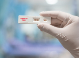 Příbramská nemocnice bude zdarma testovat seniory, půjde ale jen o orientační rychlotest