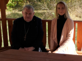 Kardinál Duka zavítal do příbramské nemocnice, požehnal paliativnímu oddělení