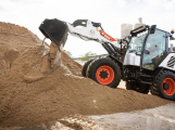Doosan Bobcat EMEA bude vyrábět v Dobříši kolové nakladače