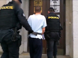Příbramská policie obvinila muže z prodeje drog, hrozí mu 10 let