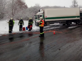 Policisté kvůli nehodě uzavřeli silnici I/4 u Zalužan