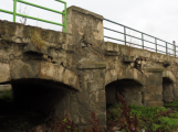 Dobříšská radnice se obává poničení kamenného mostu před jeho opravou