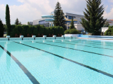 Provozovatel venkovního bazénu v Příbrami eviduje rekordní propad návštěvnosti