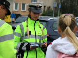 Zebra se za tebe nerozhlédne. Policisté připomínají dětem, jak správně přecházet