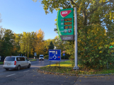 Benzin ve středních Čechách po zvýšení spotřební daně zdražil o 1,34 koruny, v průměru stojí 39 Kč