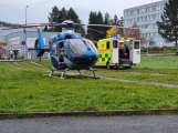 Senior v Příbrami srazil na přechodu dvě děti, dívku musel do nemocnice přepravit vrtulník