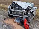 Dopravu u Skalky uzavřela nehoda dvou aut, dvě ženy se zranily