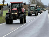 Traktory protestujících musely v Letňanech změnit trasu, jely rovnou na Letnou