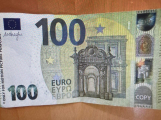 Policie varuje před falešnými bankovkami
