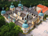 Tipy na víkend: Připomínka ukončení druhé světové války, společné výlety do přírody a celá řada divadelních představení