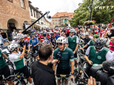 Příbramskem projede cyklistický závod ve stylu Tour de France. Řidiče čekají uzavírky