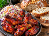 Terasa u Belvederu je zpět. A s ní i letní barbecue, speciální akce na pivo a výhled, který nemá konkurenci