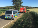 TRAGÉDIE U SEDLČAN: Osobní auto narazilo do stromu, řidič na místě zemřel
