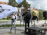 „Když je něco potřetí, už to není náhoda.“ Pískfest zahájila kasace u starosty ve stylu slušných gangsterů