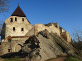 Hrad Točník: Královské sídlo, které ukrývá tajemství i medvědy