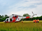Mladík na mopedu bez helmy nedal přednost autu s konňmi, vrtulník ho transportoval do nemocnice