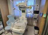 Nové prostory neonatologie nabídnou intenzivní péči i větší blízkost rodičů