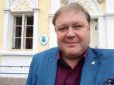 Štěpánek zústává senátorem po porážce Daňhové
