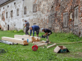 Díra, která mohla způsobit katastrofu. Malý palác v zámku se podařilo rožmitálským nadšencům zachránit