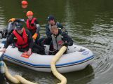 Hasiči a záchranáři cvičili na Orlické přehradě
