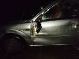 Nehoda omezuje dopravu na silnici 4 u odbočky na Háje