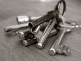 Lidé ve městě nejčastěji ztrácejí klíče od aut a domů nebo peníze