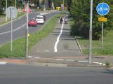 FOTO DNE: Nové rozdělení chodníků na cyklostezky počítá i s návratem z hospody domů