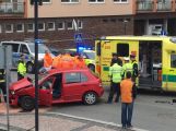 Právě teď: Sanitka spěchající pro pacienta havarovala s osobním vozem v Sedlčanech