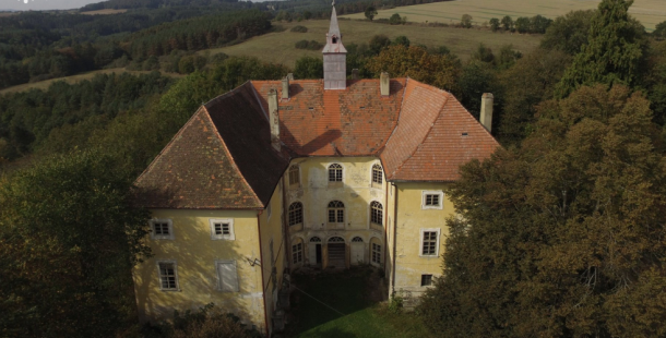 Sedlčanský Orlík se už nerozpadá. A povede k němu lipová alej