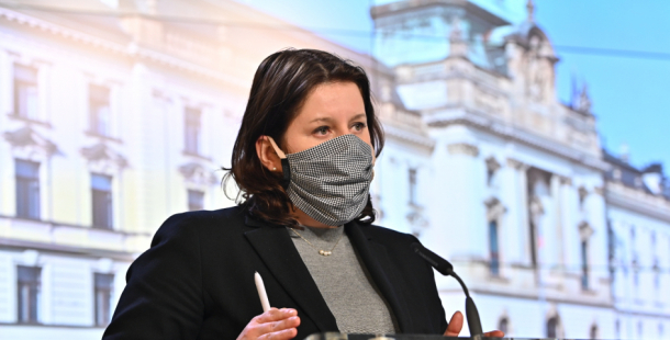 OSVČ postižení opatřeními budou zřejmě dostávat 15.000 Kč měsíčně