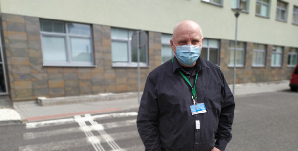 „Je to zřejmě nejtěžší období v mé funkci,” říká o epidemii ředitel příbramské nemocnice