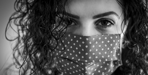 Téměř pětina z celkového počtu případů nákazy covid-19 se v ČR vyléčila