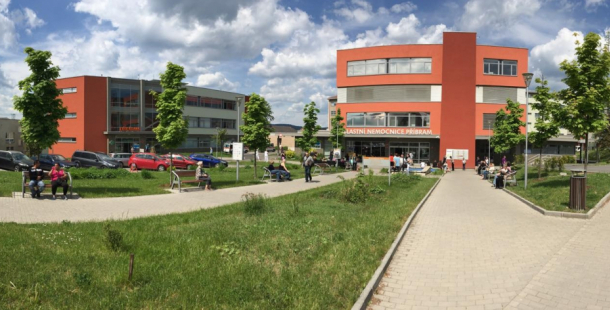 Nemocnice nespí ani v létě, letní režim je letos jiný