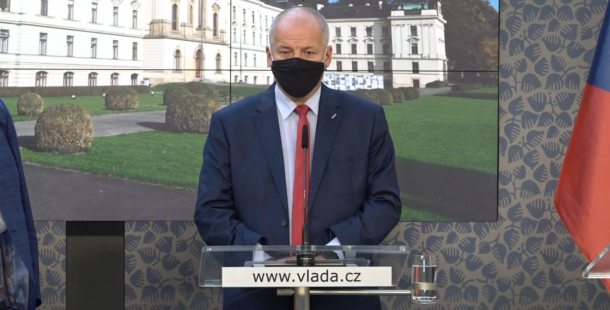 Vláda vyhlásila nouzový stav