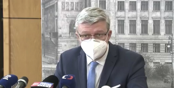 Havlíček: Uvolňovat budeme naráz, musíme být proto přísnější
