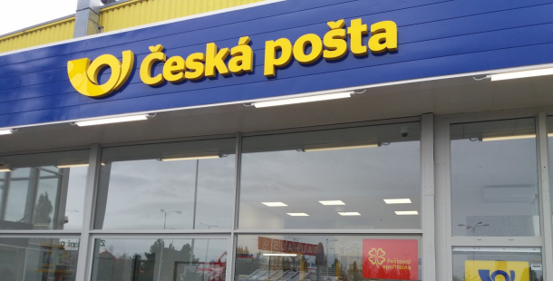 Pošta plánuje od března propustit asi 1500 lidí, zruší 2371 míst