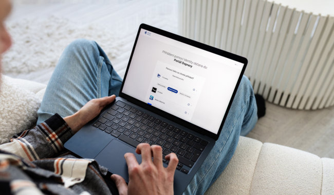 Ve Středočeském kraji čeká výměna řidičáku přes 65 tisíc lidí. Vyřídit ji lze online během pár minut