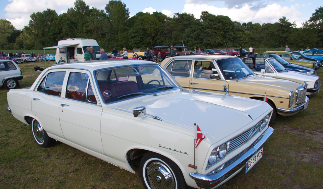 Desítky veteránů projedou Příbramí. Tady máte tipy, kde je chytit