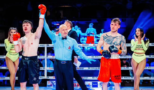 Kotrč rozdrtil Lucernu: soupeře poslal k zemi ve 3. kole a dál jede bez porážky