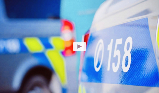 Taxikář zachránil ženě 300 tisíc. Málem je předala falešným policistům z Příbrami