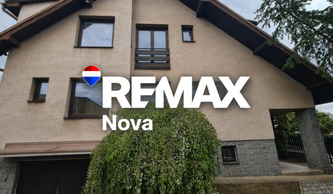 Dům, který nemusí být kompromisem. Na Příbramsku se občas objeví nemovitost s více možnostmi života