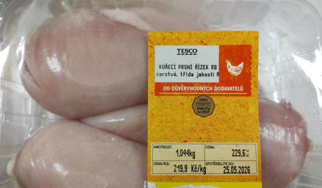 Nebezpečné kuřecí maso se salmonelou se objevilo v obchodech. Inspekce varuje spotřebitele