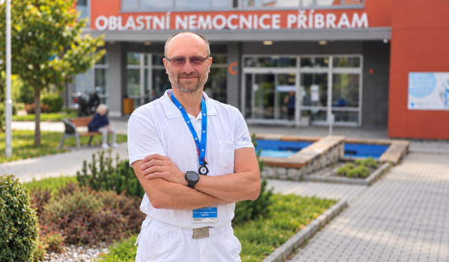 Robotická chirurgie není jen o robotovi. Budoucnost přinese propojení nemocnic i operace na dálku