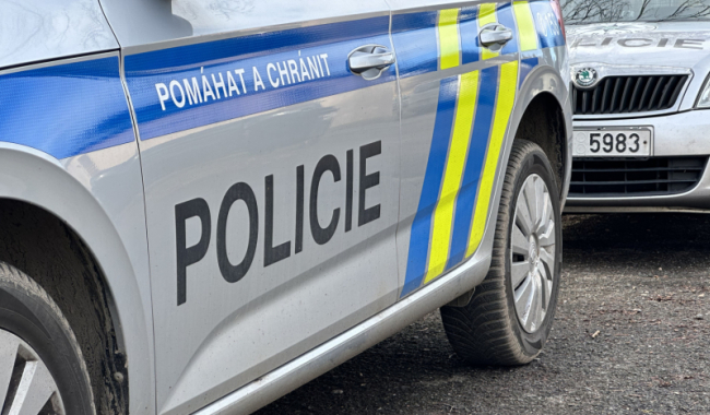 Policie pátrá po seniorce z Pičína. Odešla z bydliště, hledá ji rodina, policisté i dobrovolníci