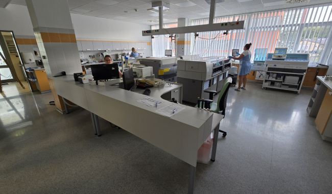 Více než 1,8 milionu výsledků ročně. Klinická biochemie v Příbrami pracuje nepřetržitě