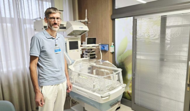 Moderní neonatologie v Příbrami: Rodiče mají být součástí péče, ne jen návštěvou