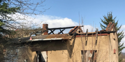U Trhových Dušníků ráno vyhořel drážní domek