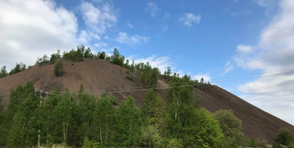 Hasiči a policisté zasahovali u mimořádné události na Příbramsku